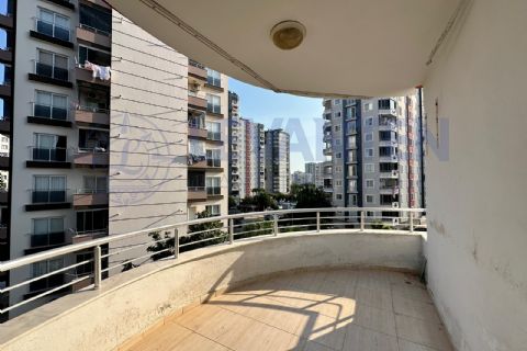 LEVANTENDEN GMK KUYULUK YOLUNA YAKIN TEK BLOK AYRI MUTFAK 3+1