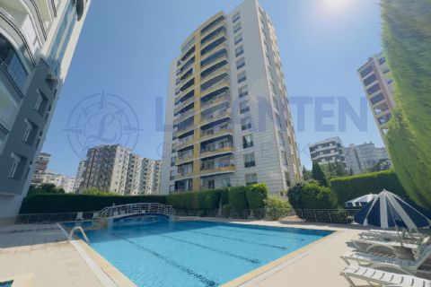 LEVANTENDEN HAVUZ SİTE İÇİ KOMBİ FERAH ULAŞIMI KOLAY 3+1