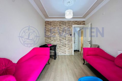 LEVANTENDEN HAVUZLU 24 SAAT GÜVENLİKLİ SİTE DENİZE YÜRÜME MESAFESİ