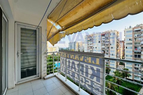 LEVANTENDEN HAVUZLU 24 SAAT GÜVENLİKLİ SİTE DENİZE YÜRÜME MESAFESİ
