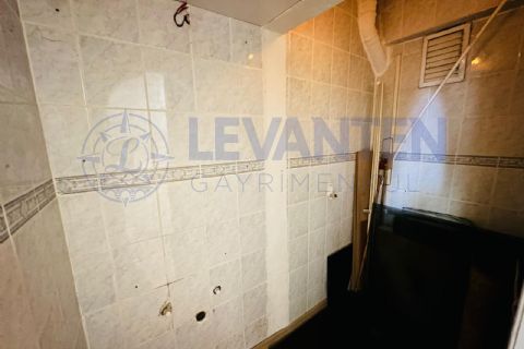 LEVANTENDEN HAVUZLU 24 SAAT GÜVENLİKLİ SİTE DENİZE YÜRÜME MESAFESİ