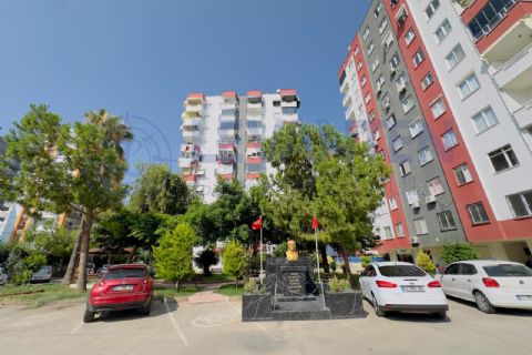 LEVANTENDEN HAVUZLU 24 SAAT GÜVENLİKLİ SİTEDE İÇİ YENİ 3+1