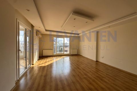 LEVANTENDEN HAVUZLU SİTE DENİZ GÖREN BALKON KOMBİ CAM BALKON 3+1