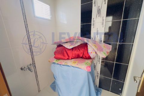 LEVANTENDEN HAVUZLU SİTE DENİZ GÖREN BALKON KOMBİ CAM BALKON 3+1