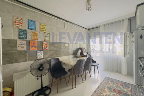 LEVANTENDEN HAVUZLU SİTE İÇİ KOMBİ CAM BALKON İÇİ YENİLENMİŞ 3+1