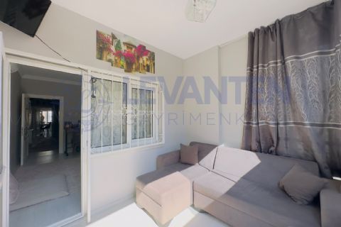 LEVANTENDEN HAVUZLU SİTE İÇİ KOMBİ CAM BALKON İÇİ YENİLENMİŞ 3+1