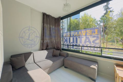 LEVANTENDEN HAVUZLU SİTE İÇİ KOMBİ CAM BALKON İÇİ YENİLENMİŞ 3+1