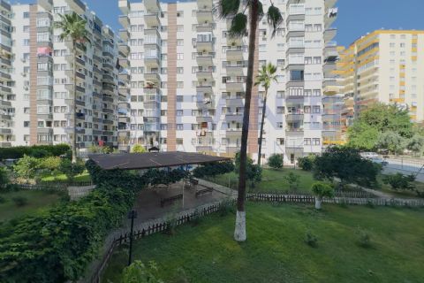 LEVANTENDEN HAVUZLU SİTE İÇİ KOMBİ CAM BALKON İÇİ YENİLENMİŞ 3+1