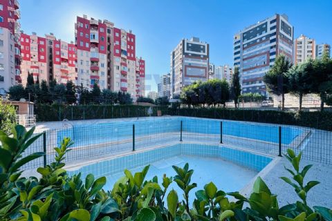 LEVANTEN'DEN HAVUZLU VİLLA SİTE İÇİ 5+1 TRİPLEKS