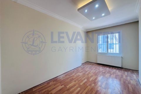 LEVANTENDEN HER KAT TEK AYRI MUTFAK 2 BANYO KOMBİ AÇIK CEPHE 4+1