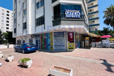 LEVANTENDEN HER KAT TEK AYRI MUTFAK 2 BANYO KOMBİ AÇIK CEPHE 4+1