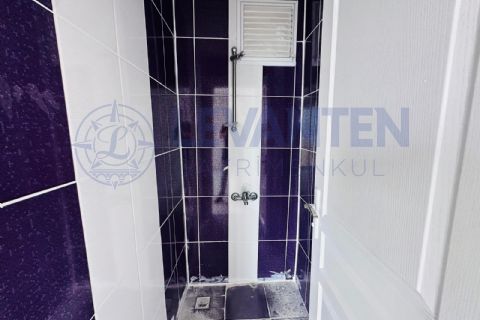 LEVANTENDEN İKİ BLOKLU SİTE İÇERİSİNDE KOMBİLİ MERKEZİ KONUM 3+1
