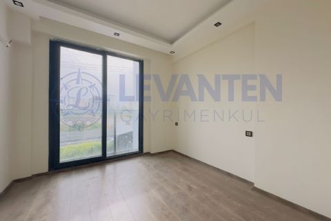 LEVANTENDEN KALİTELİ MALZEME KORİİDORLU BALKONLU 1+1