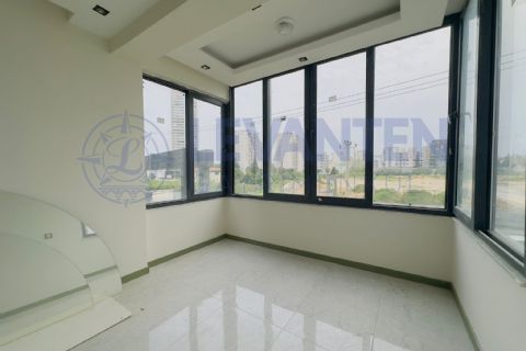 LEVANTENDEN KALİTELİ MALZEME KORİİDORLU BALKONLU 1+1