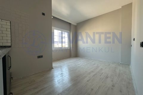 LEVANTENDEN KARGIPINARINDA GENİŞ 2+1