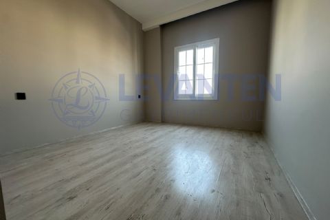 LEVANTENDEN KARGIPINARINDA GENİŞ 2+1