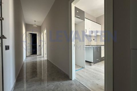 LEVANTENDEN KARGIPINARINDA GENİŞ 2+1