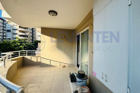 LEVANTENDEN KİTAPSAN ARKASI SOSYETEYE YAKIN 3+1