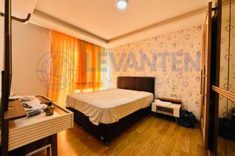 LEVANTENDEN KİTAPSAN ARKASI SOSYETEYE YAKIN 3+1