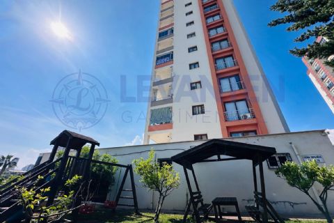 LEVANTENDEN KOMBİ CAM BALKON KLİMA CADDE ÜZERİ HER KAT TEK 3+1