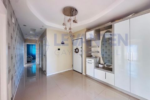 LEVANTENDEN KOMBİ CAM BALKON KLİMA CADDE ÜZERİ HER KAT TEK 3+1
