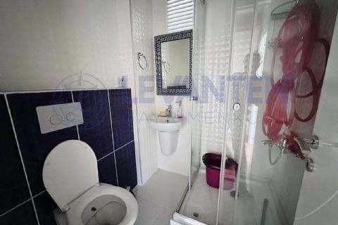 LEVANTENDEN KOMBİ CAM BALKON KLİMA CADDE ÜZERİ HER KAT TEK 3+1