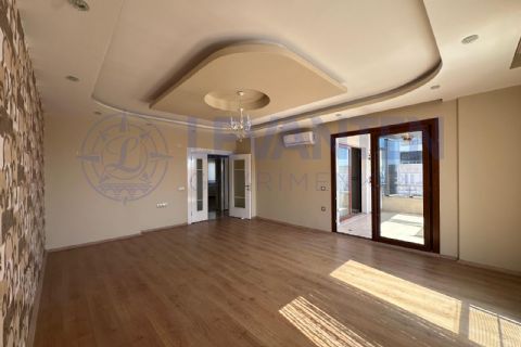 LEVANTENDEN KOMBİ CAM BALKON KLİMA CADDE ÜZERİ HER KAT TEK 3+1