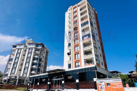 LEVANTENDEN KOMBİ CAM BALKON KLİMA CADDE ÜZERİ HER KAT TEK 3+1