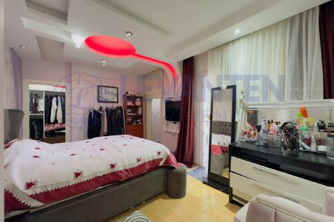 LEVANTEN'DEN KONSEPT SİTE AÇIK KAPALI HAVUZ YÜKSEK ARA KAT 4+1