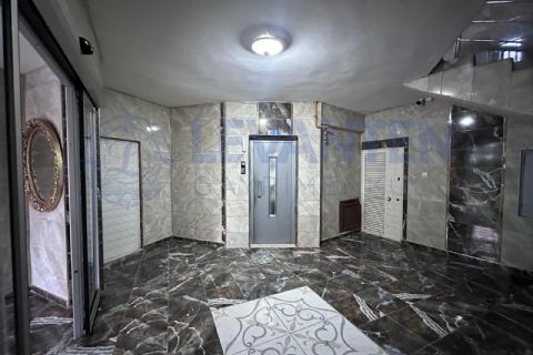 LEVANTENDEN MENDERES MAH HAVUZLU SİTE İÇİ KOMBİLİ DENİZ GÖREN 3+1