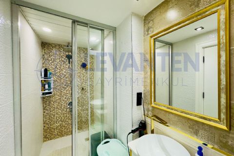 LEVANTENDEN MENDERESTE İÇ MİMAR YAPIMI TEK BLOK HAVUZLU 4+1