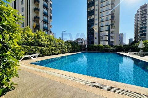 LEVANTENDEN MERKEZİ KONUM HAVUZ KOMBİ 2 BANYO 2+1 GENİŞ