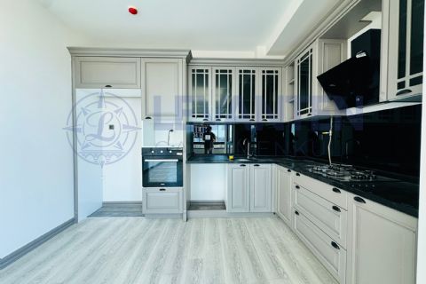LEVANTENDEN MERKEZİ KONUM HAVUZ KOMBİ 2 BANYO 2+1 GENİŞ