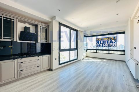LEVANTENDEN MERKEZİ KONUM HAVUZ KOMBİ 2 BANYO 2+1 GENİŞ