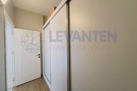 LEVANTENDEN MERKEZİ KONUM SİTE HAVUZ KOMBİ LÜKS 4+1