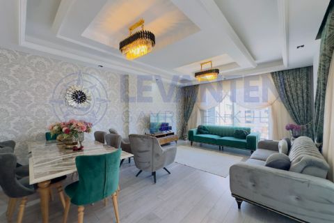 LEVANTENDEN MERKEZİ KONUM SİTE HAVUZ KOMBİ LÜKS 4+1