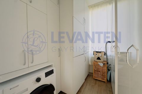 LEVANTENDEN MERKEZİ KONUM SİTE HAVUZ KOMBİ LÜKS 4+1