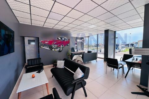 LEVANTENDEN MEZİTLİ 2. ÇEVRE YOLU CEPHELİ 70+170 M2 ALAN