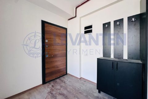 LEVANTENDEN MEZİTLİ KAYMAKAMLIK BELEDİYE YAKINI 1+1