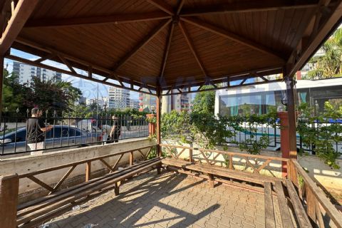 LEVANTENDEN Mezitli Vatan Caddesi'nde Geniş 4+1 Teraslı Daire