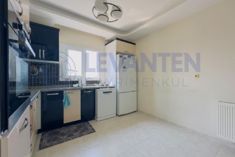 LEVANTENDEN Mezitli Yenimahalle'de CEPHE AÇIK Satılık 3+1 Daire