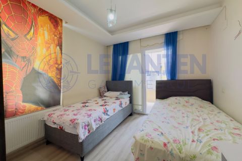 LEVANTENDEN Mezitli Yenimahalle'de CEPHE AÇIK Satılık 3+1 Daire