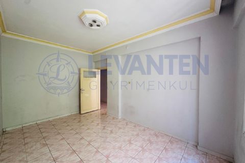 LEVANTENDEN SAHİLE YÜRÜME MESAFESİNDE 3+1