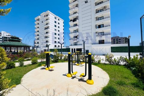 LEVANTENDEN SİTE İÇİ HAVUZLU CEPHE AÇIK KELİTELİ İŞÇİLİK MALZEME AÇIK MUTFAK 3+1