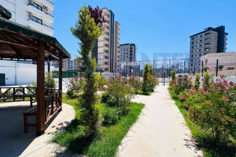 LEVANTENDEN SİTE İÇİ HAVUZLU CEPHE AÇIK KELİTELİ İŞÇİLİK MALZEME AÇIK MUTFAK 3+1