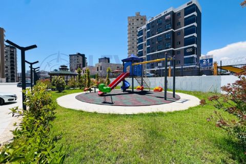 LEVANTENDEN SİTE İÇİ HAVUZLU CEPHE AÇIK KELİTELİ İŞÇİLİK MALZEME AÇIK MUTFAK 3+1