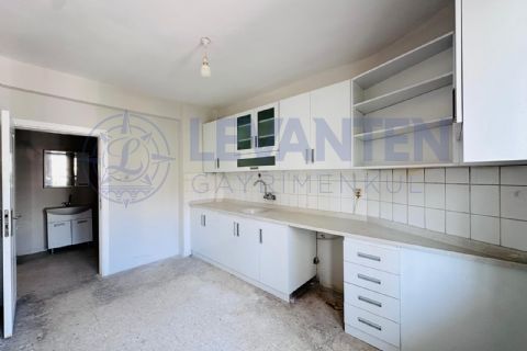 LEVANTENDEN SİTE İÇİ MERKEZİ KONUMDA 3+1