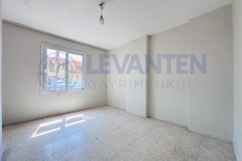 LEVANTENDEN SİTE İÇİ MERKEZİ KONUMDA 3+1