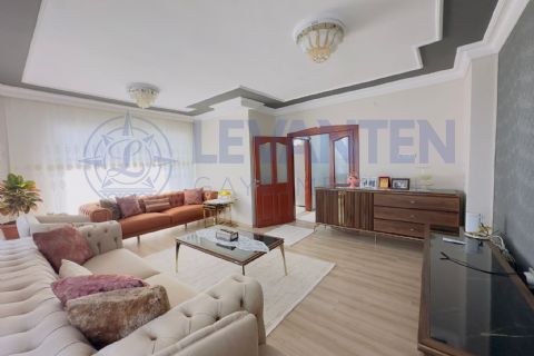 LEVANTEN'DEN SİTE İÇİNDE KOMBİLİ, CAM BALKONLU 3+1 SATILIK DAİRE