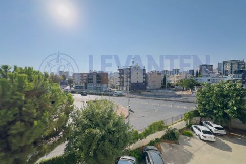 LEVANTEN'DEN SİTE İÇİNDE KOMBİLİ, CAM BALKONLU 3+1 SATILIK DAİRE